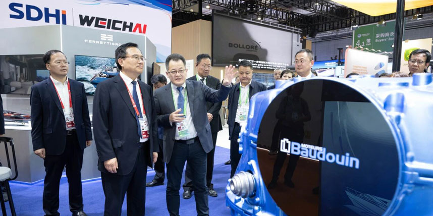 进博八载“全勤生”丨山东重工海外品牌深耕中国，续写合作共赢新篇章